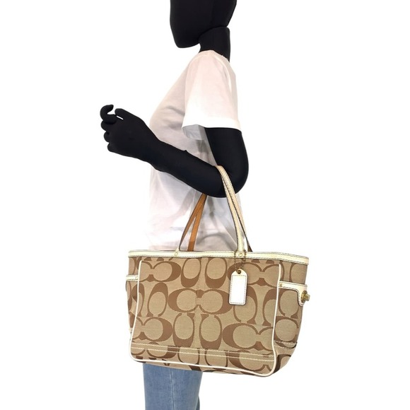 Coach Coach Signature Embossed Canvas Tote Bag 7874 Canvas Tote Bag 7874 - Picture 6 of 9